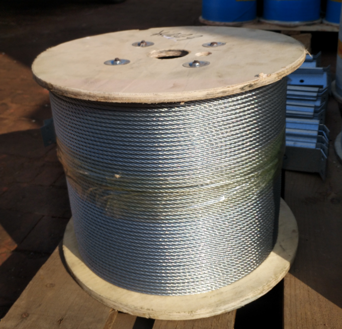 Línea de alimentación del pollo 1.5KW con el material de acero inoxidable 24