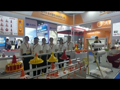 Línea de alimentación del pollo 50-100 pollos/exactitudes de la hora ±2g para la nutrición de las aves de corral